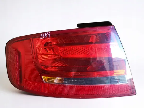 Lámpara trasera izquierda Audi A4 B8 Lift Sedan image 3