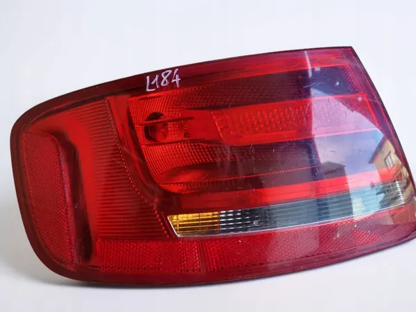 Lámpara trasera izquierda Audi A4 B8 Lift Sedan image 4