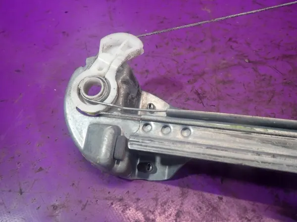 OPEL MERIVA A I 04-10 Elevador de Vidro Traseiro Esquerdo Manual 93367905LH image 4