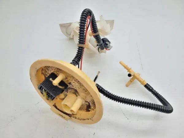 Brandstofpomp OEM 0975-110-0511 voor BMW F10 F11 image 2