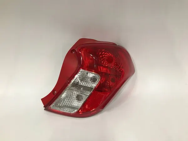 Luz Trasera Derecha Opel Karl 2015-2019 OE 42607397 image 2