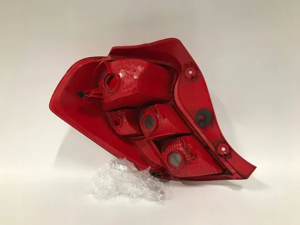 Luz Trasera Derecha Opel Karl 2015-2019 OE 42607397 image 3