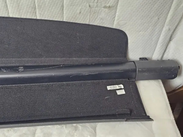 Persiana de porta-bagagens Skoda Octavia II OEM 1Z9867871 Preta image 5