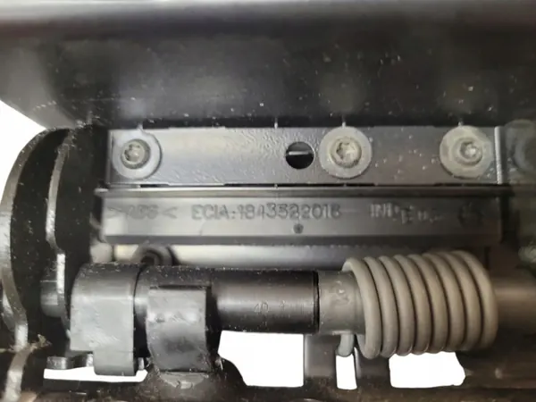 Mittelarmlehne Peugeot 607 OEM JUT168818 image 8