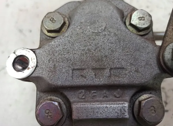 Bomba de Direção Assistida Ford Fusion image 4