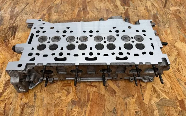 Culasse Ford RFGK2Q-6090-AC pour 2.0 TDCI image 2