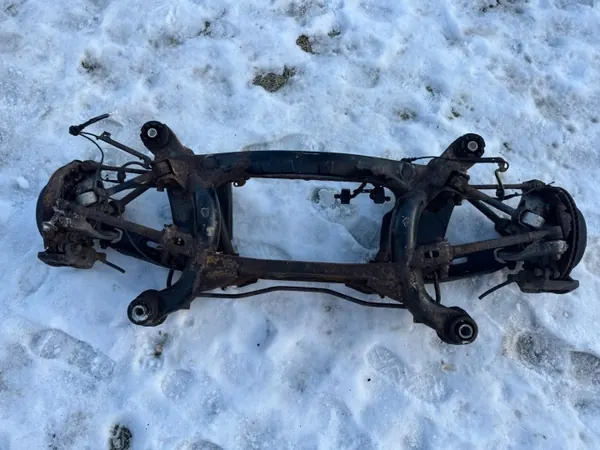 OEM Hinterachsschwinge für Lexus GS III 2005-2012 image 2