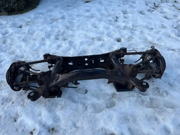 OEM Hinterachsschwinge für Lexus GS III 2005-2012 image 3