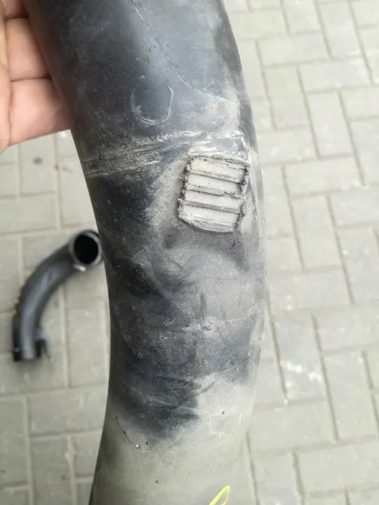 VOLVO V60 S60 S80 XC60 Manguera Intercooler image 4