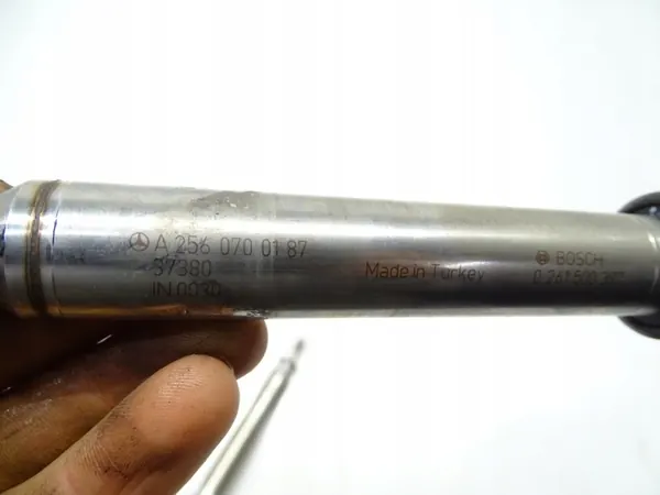 Injetores Mercedes-Benz A W176 A2560700187 image 3