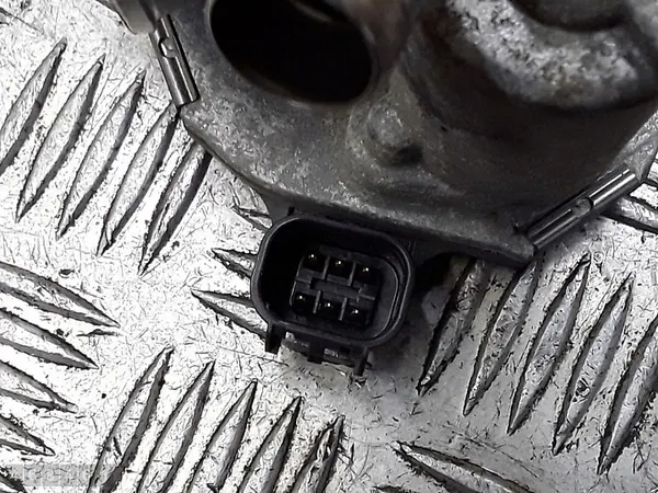 Opel Astra Drosselklappe 2010 1600 Benzin 55561495 image 4