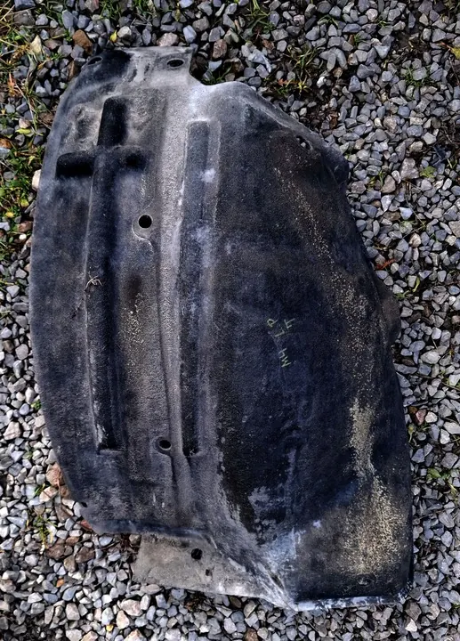 MEGANE IV Front Left Wheel Arch OEM 638437329R image 2