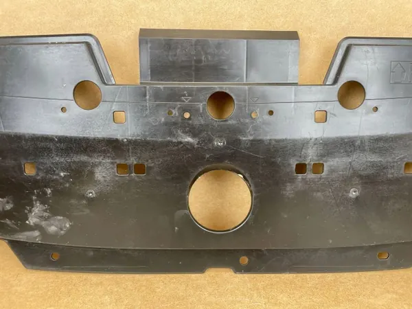 Cubierta parachoques trasero OEM BCKA50C51-CARPAR Mazda 3 image 3