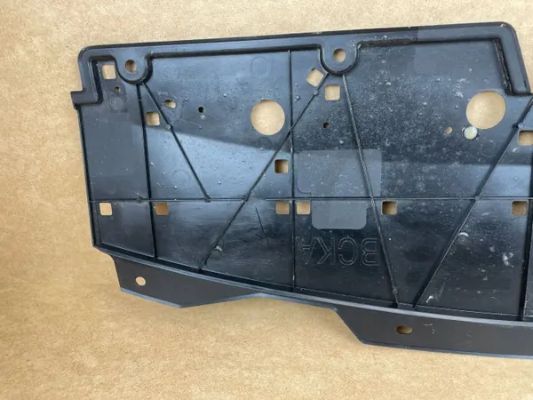 Cubierta parachoques trasero OEM BCKA50C51-CARPAR Mazda 3 image 5