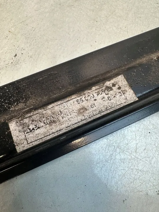 Peugeot 1007 underräls OEM 5765443 Höger skjutdörr image 3