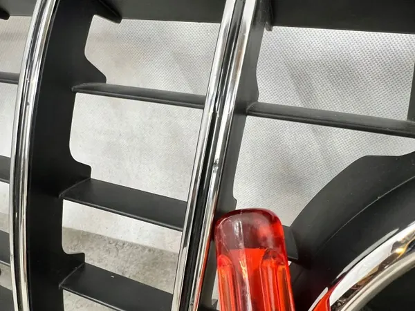 Kameran ritilä OEM A1778888200 Mercedes A-luokka W177 image 10