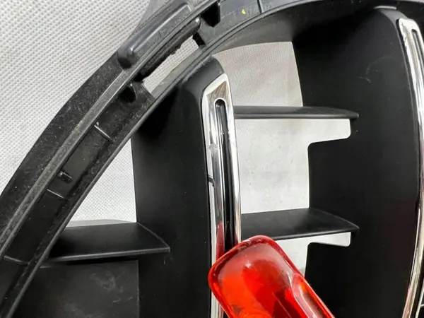 Kameran ritilä OEM A1778888200 Mercedes A-luokka W177 image 8