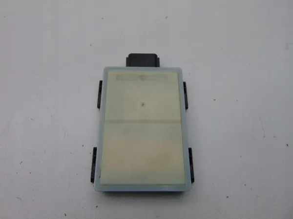 Capteur d'angle mort OEM M8D2-14F152-AH pour Range Rover image 5