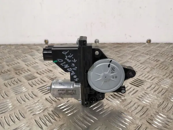 Kia Sorenton etuoven ikkunamoottori OEM FBZ3764 image 2