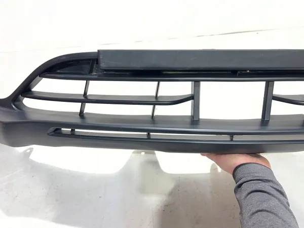 Etupuskurin spoileri OEM 620222726R Dacia Spring image 6