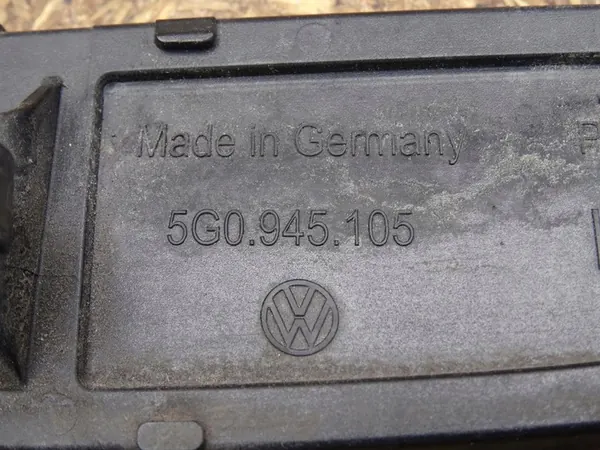 VW GOLF VII Takavasen Heijastin 5G0945105 image 3