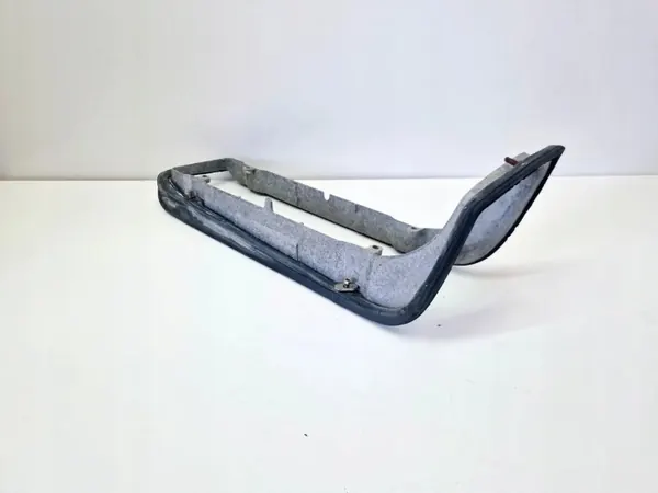 Mercedes-Benz SL R107 achterlicht onderdelen OEM 1078260258 image 2