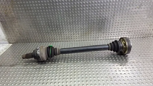 Höger Bakaxelhalva OEM S26372523 för BMW image 2