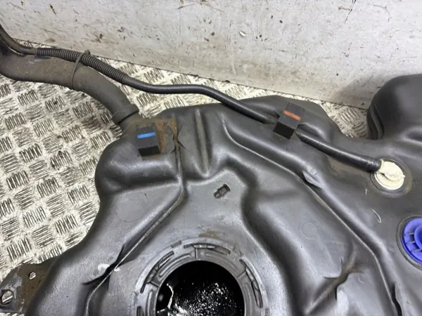 Brandstoftank Renault Captur II OEM 172011178R image 3