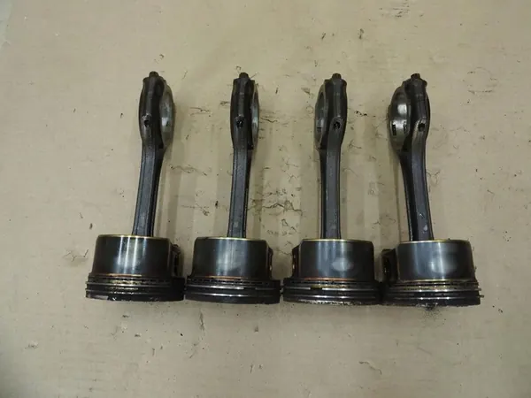 PISTON MERCEDES CLK C209 1.8B KOMPRESOR 271940 image 2