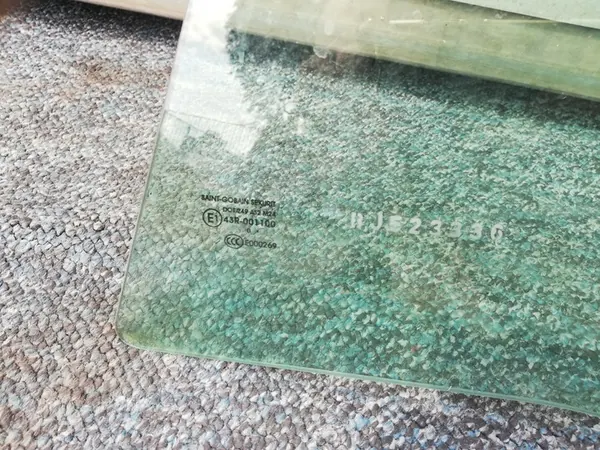 Framvänster Dörrfönster Berlingo II Partner 08-> OEM 9201L9 image 2