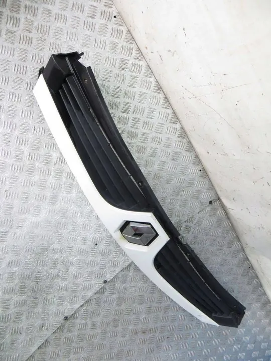 MASTER II Grill Front Bumper 8200426365 image 4