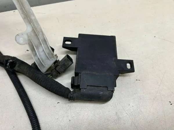 Polttoainepumpun ohjain OEM 4H0906093E Porsche Cayenne image 8