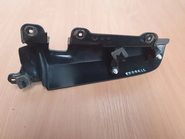 OEM 903909258R Cubierta Esquina Luz Trasera para Renault Express image 8