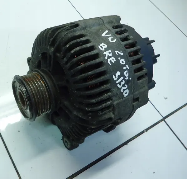 AUDI A4 B7 A6 C6 2.0TDI Vaihtovirtageneraattori 03G903016A image 2