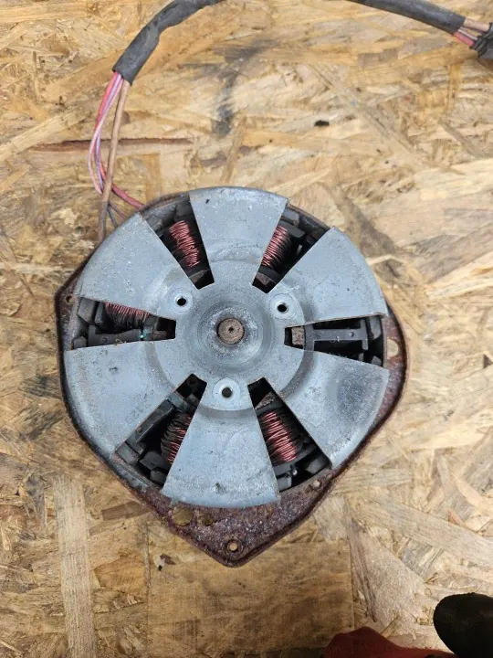 Puhallinmoottorimoduuli OEM 1137328117 Bosch image 7