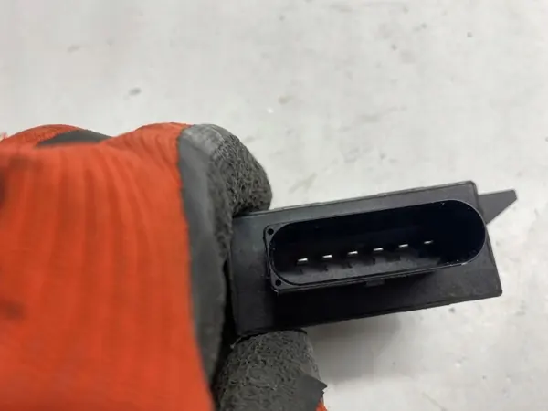 Brandstofpompregelmodule Audi OEM 4G0906093G image 7