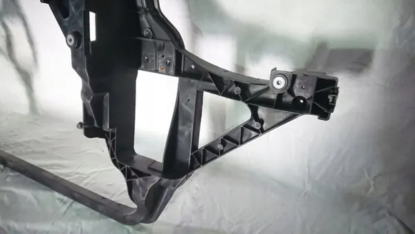 BMW X3 E83 Etuakselin vahvike OEM 3419945 image 4