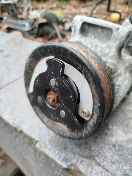 Compressor de Ar Condicionado SEAT LEON III 5Q0820803C image 2