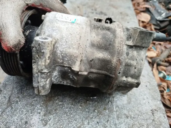 Compressor de Ar Condicionado SEAT LEON III 5Q0820803C image 4