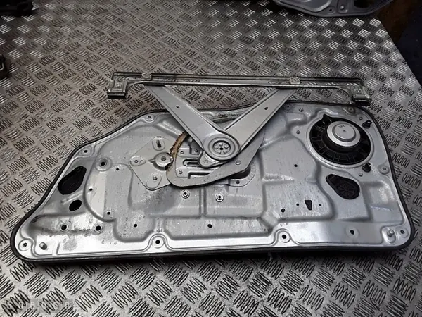Régulateur de vitre Volvo V70 OEM 30661065 image 7