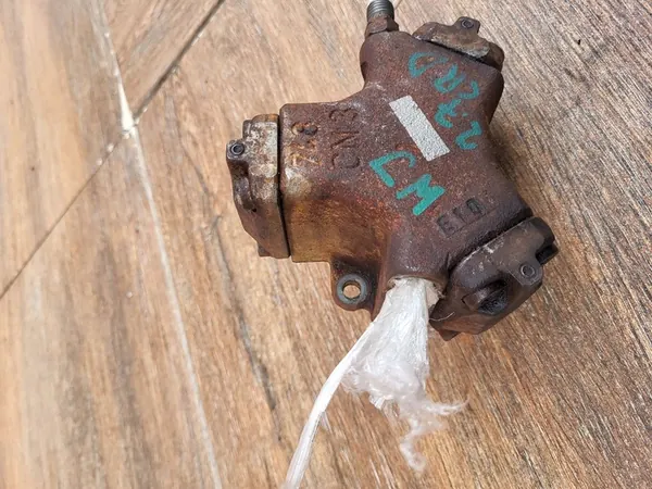 Hoge druk brandstofpomp Jeep Grand Cherokee 2.7 A6120700001 image 3