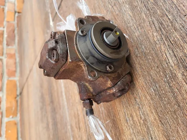 Hoge druk brandstofpomp Jeep Grand Cherokee 2.7 A6120700001 image 6