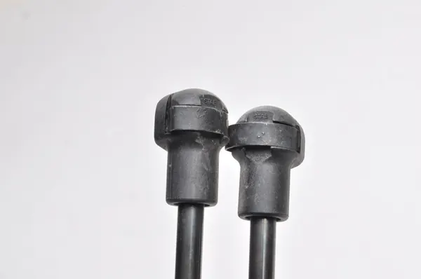 Porsche Boxster 986 Bakluckgasdämpare Set 98651255101 image 3