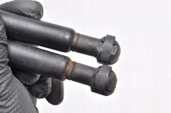 Porsche Boxster 986 Bakluckgasdämpare Set 98651255101 image 6