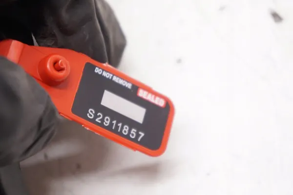 Volvo XC60 Koplampwaspomp Compleet 31301044 image 4