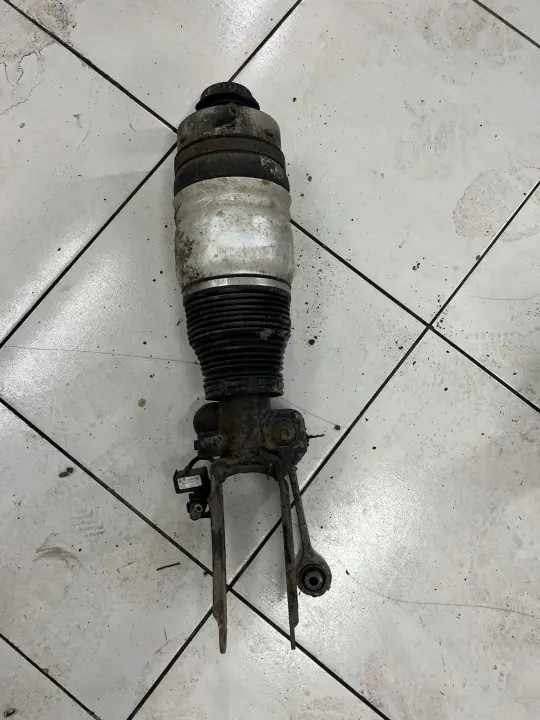 Amortisseur Avant Droit OEM MEFJUU pour VW Touareg I image 2