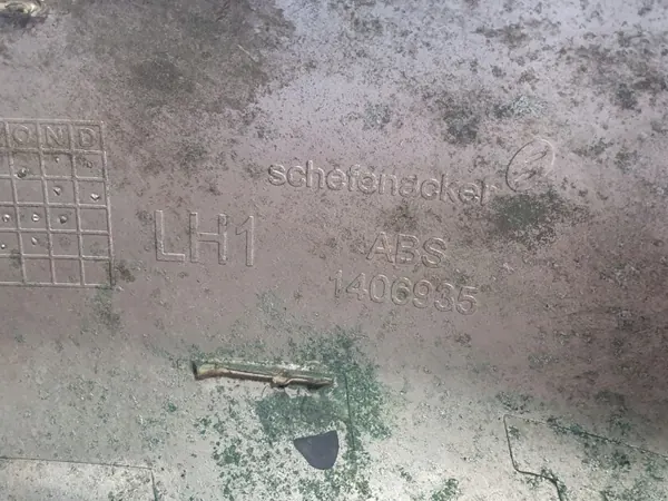 OEM 1406935 Krom spegelskydd vänster Chrysler 300C image 9