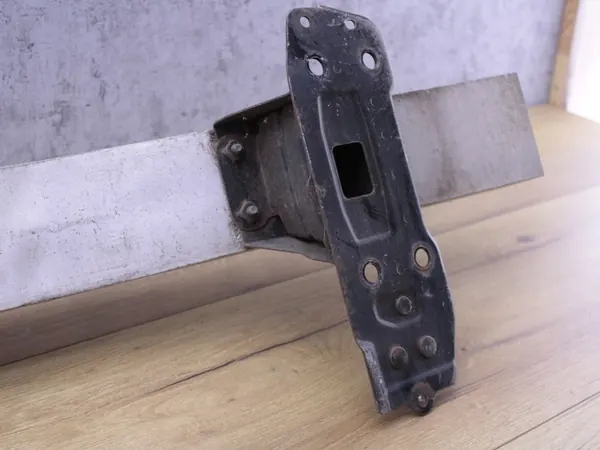 INFINITI FX35 FX45 2003-2008 Etupuskuri 22680CA000 MK image 7