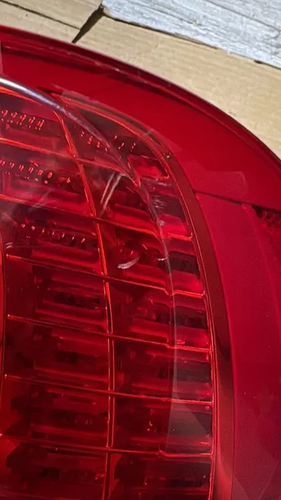 Volkswagen TOUAREG 7P Rear Right LED Tail Light 7P6945208A image 3