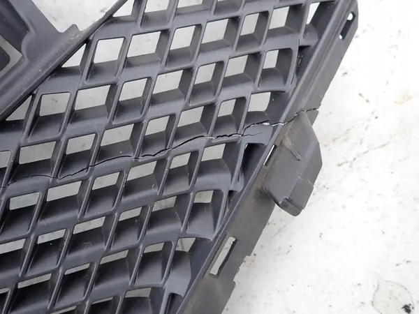 Griglia anteriore Nissan Note II, usata, OE 623103VU0A image 6